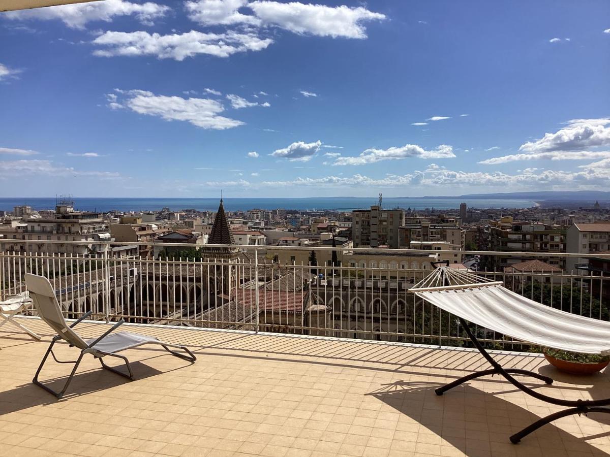 Top Floor Aparthotel Bentivoglio คาตาเนีย ภายนอก รูปภาพ