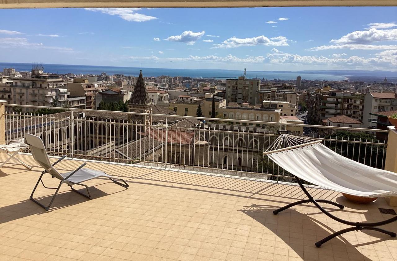 Top Floor Aparthotel Bentivoglio คาตาเนีย ภายนอก รูปภาพ