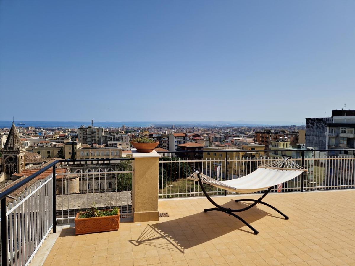 Top Floor Aparthotel Bentivoglio คาตาเนีย ภายนอก รูปภาพ