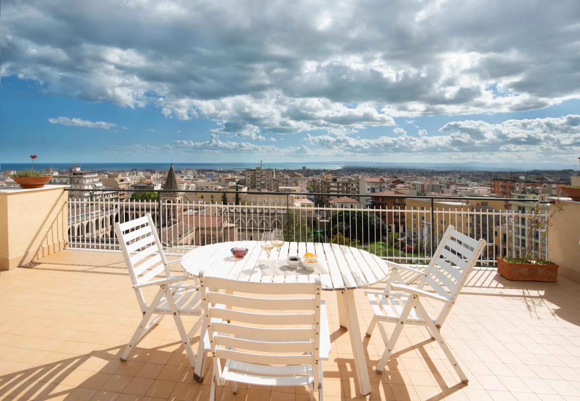 Top Floor Aparthotel Bentivoglio คาตาเนีย ภายนอก รูปภาพ